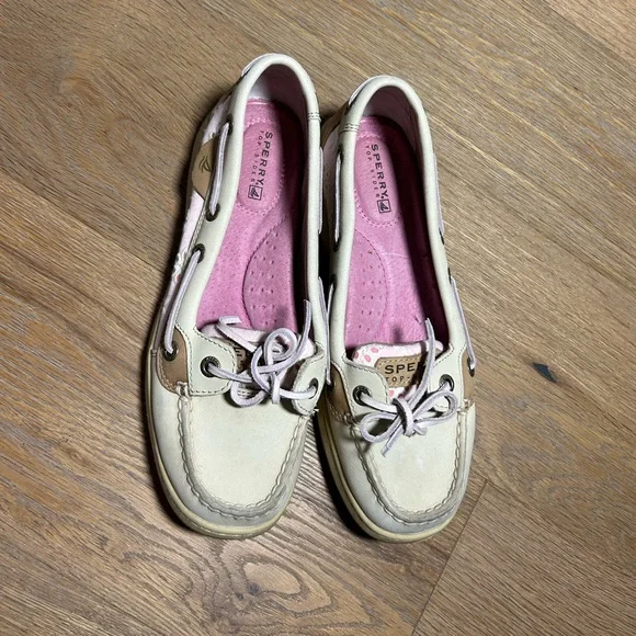 Size 5.5 Sperry shoes - Picture 4 of 8